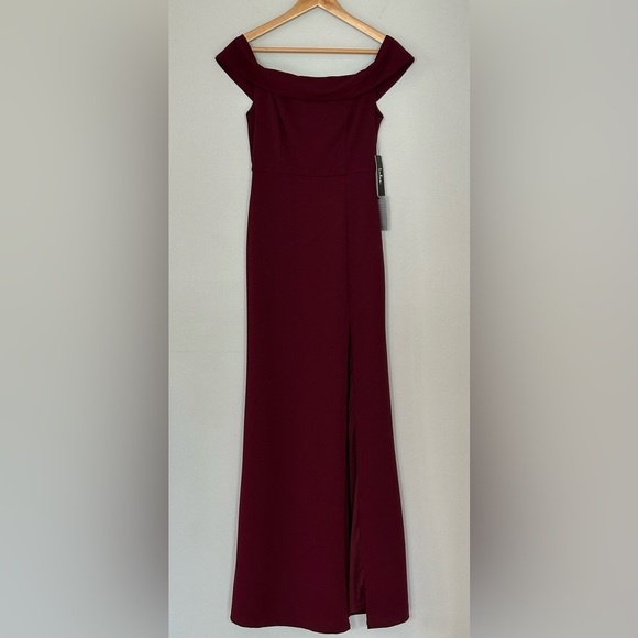 Lulus Aveline Burgundy Off-the-Shoulder Maxi Dress NWT - Picture 5 of 6